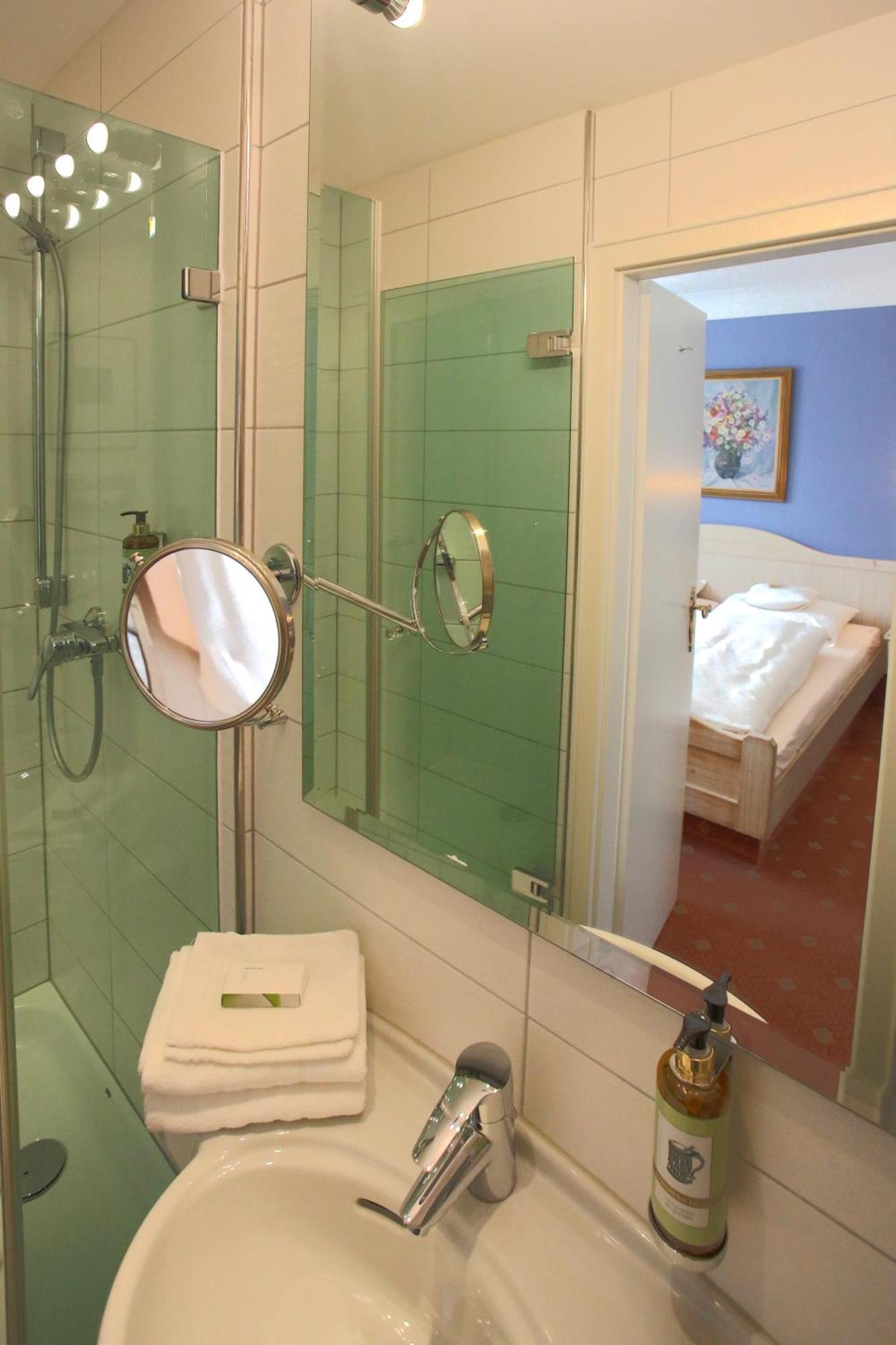 Hotel Brauereigasthof Landwehr-Braeu Reichelshofen Δωμάτιο φωτογραφία