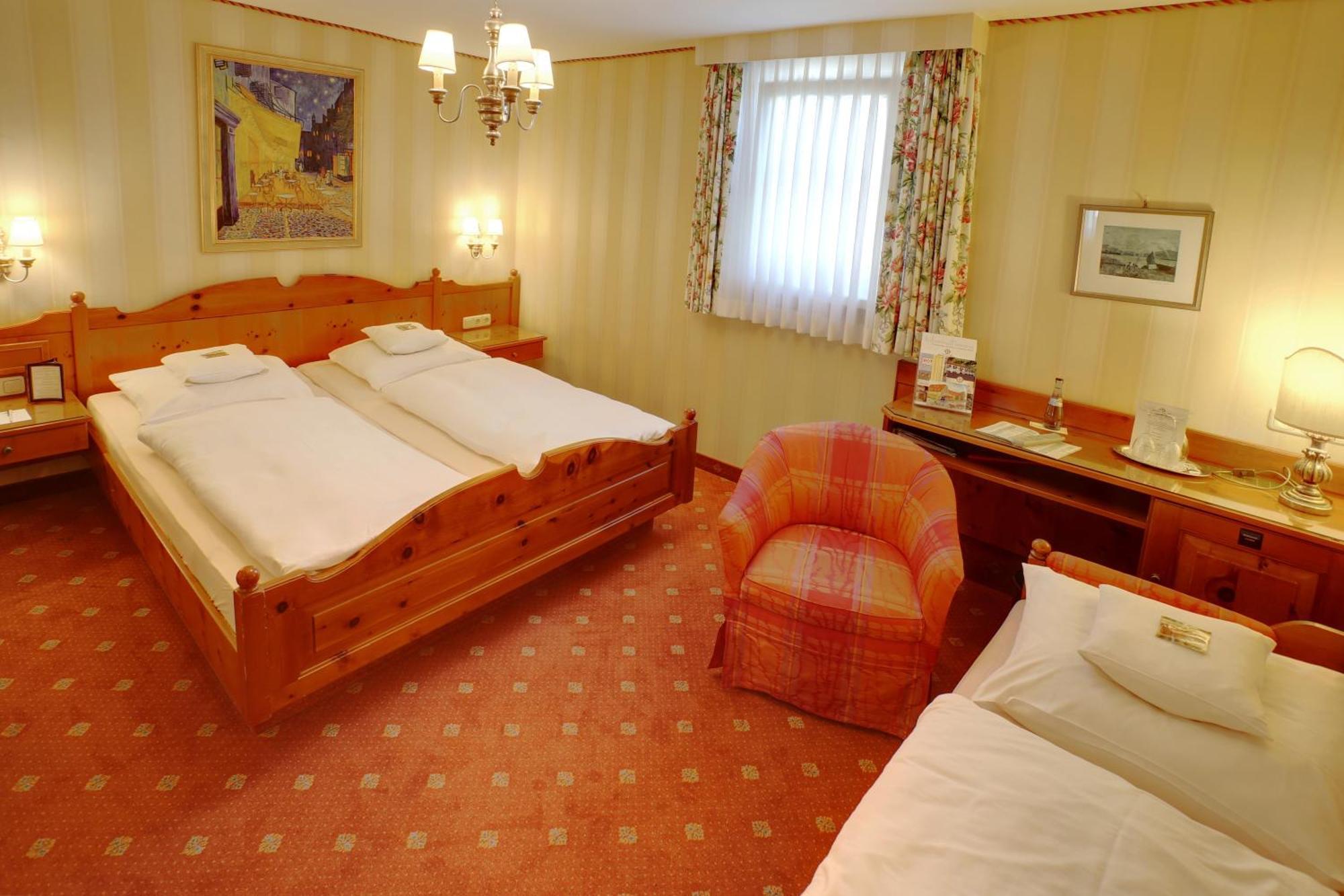 Hotel Brauereigasthof Landwehr-Braeu Reichelshofen Δωμάτιο φωτογραφία