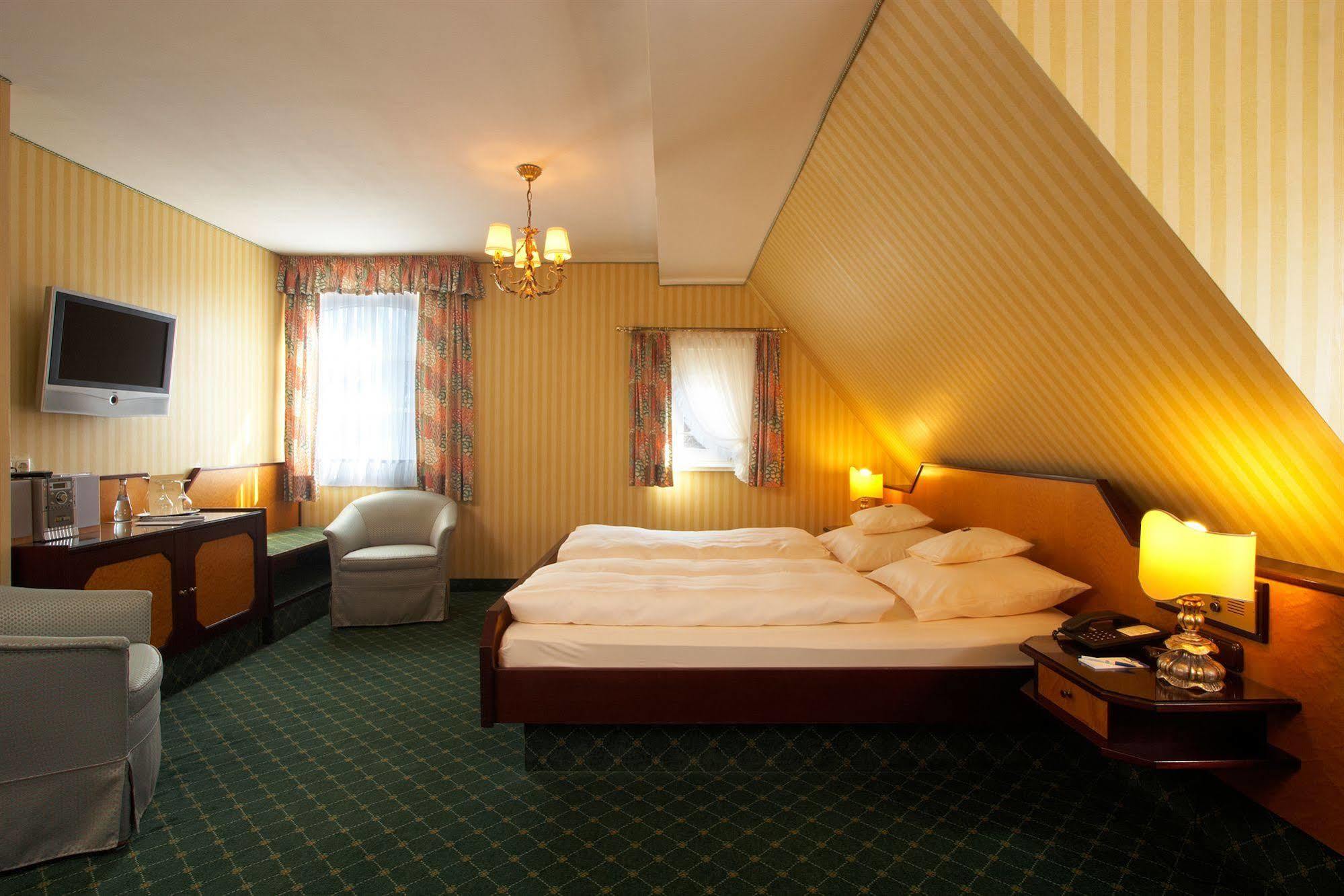 Hotel Brauereigasthof Landwehr-Braeu Reichelshofen Εξωτερικό φωτογραφία